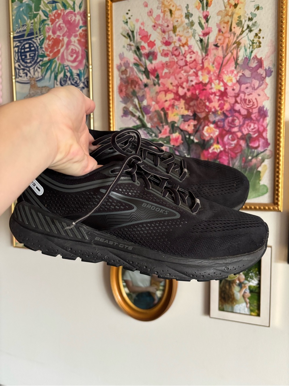 Brooks Men's Black Athletic Running Shoes